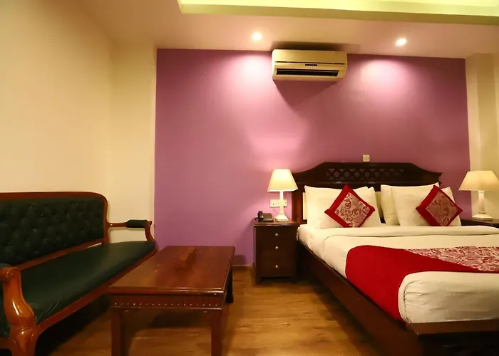 Deluxe King Room